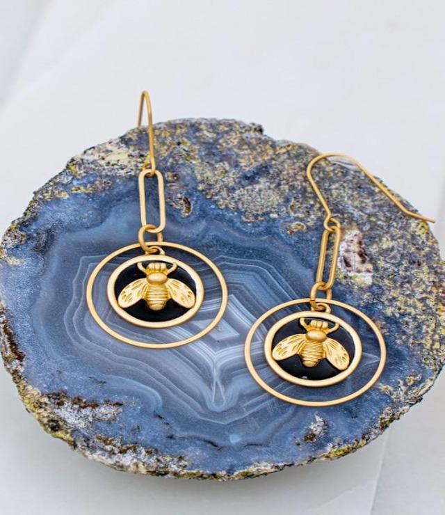 Bee Hive Drop Earrings - DeVanitè Boutique